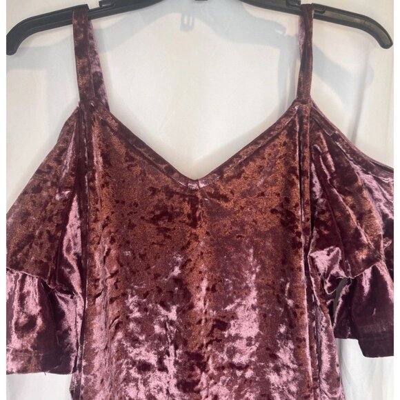 Torrid Womens Plum Crushed Velvet Cold Shoulder Flutter Sleeve Blouse Top M/L 00 - Picture 2 of 9